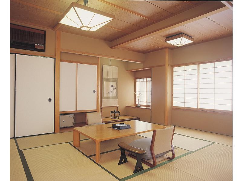Ryokan Tachibana Atami  Ngoại thất bức ảnh